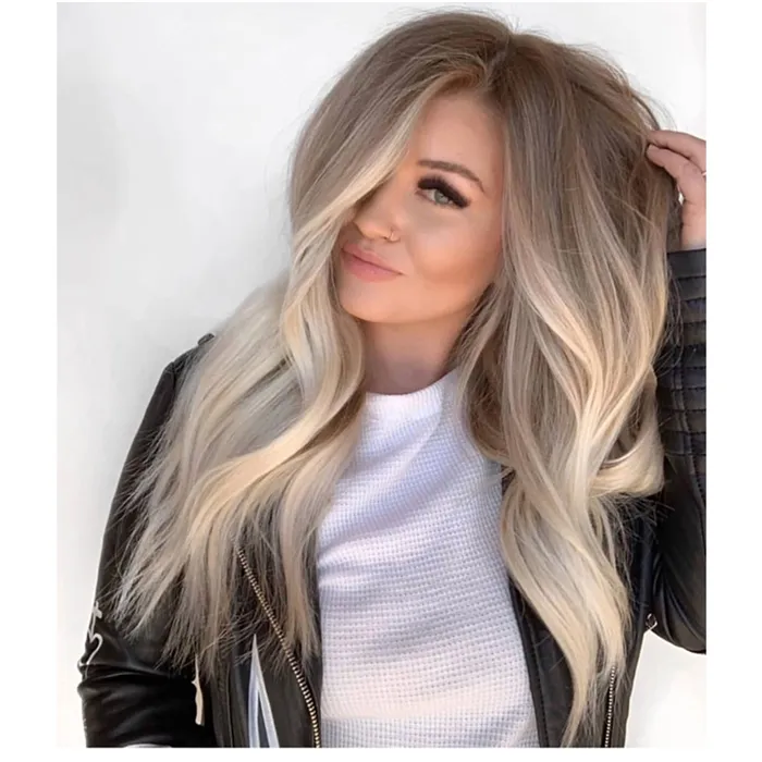 Модное окрашивание волос 2021 на длинные волосы блонд