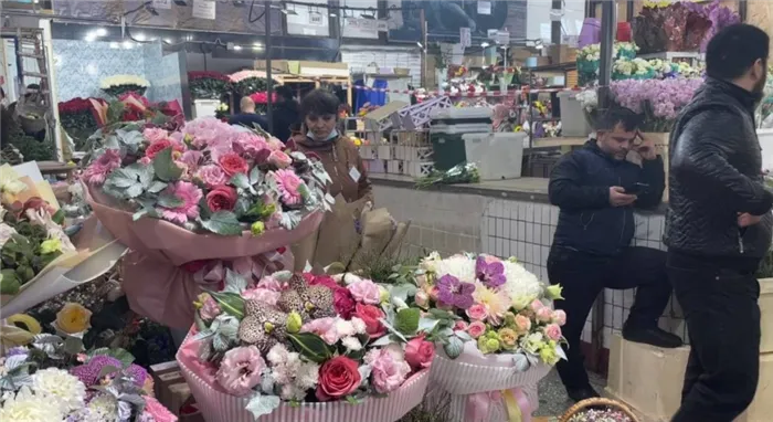 Цена букета на цветочном рынке на Рижской