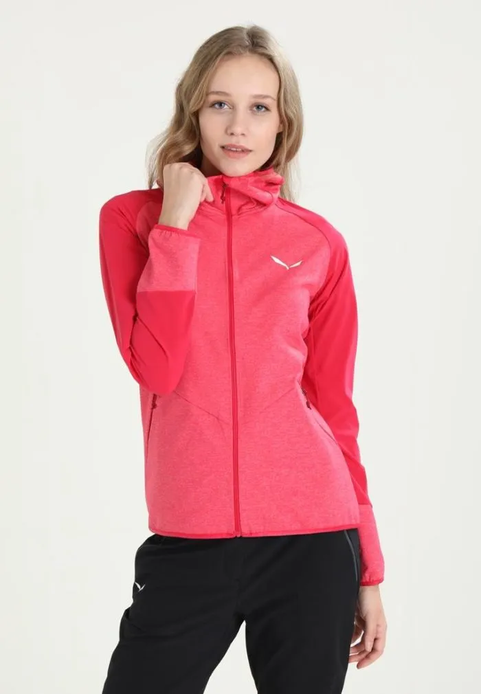 Спортивная куртка розовая