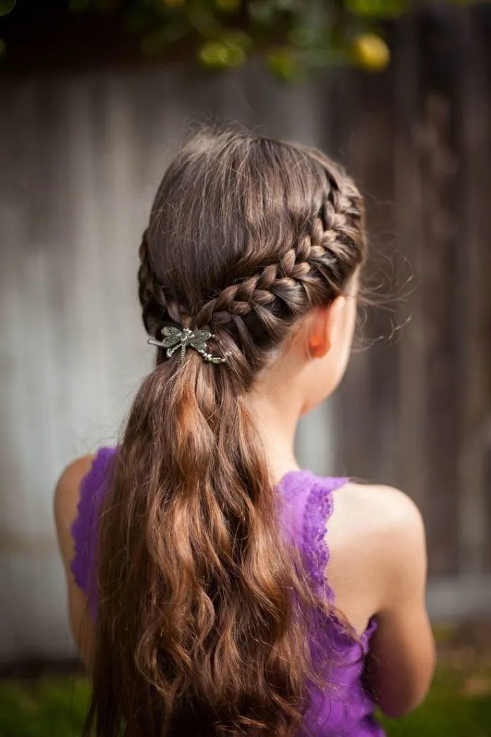 Модные прически для девочек на длинные волосы - идеи с фото