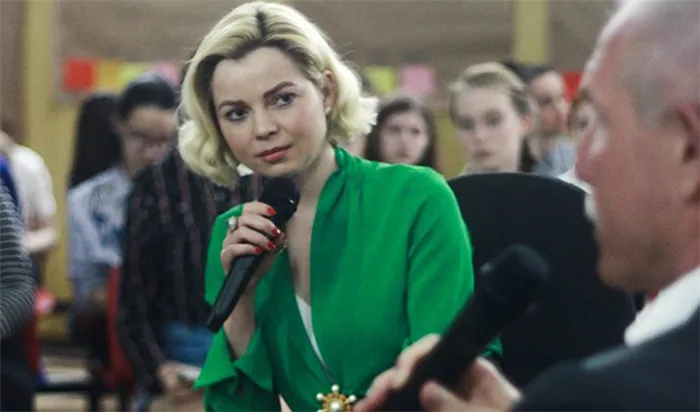 Елена Николаева во время интервью