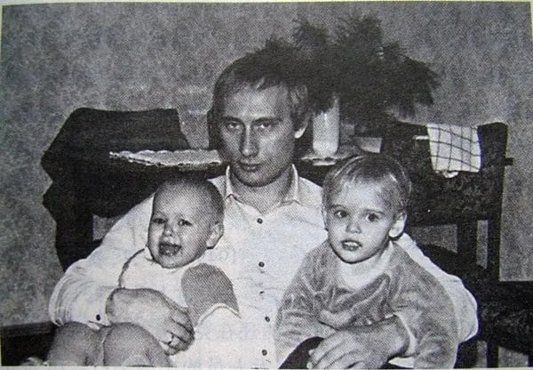 Действительно ли Екатерина Тихонова дочь Путина? Доводы «За» и «Против»