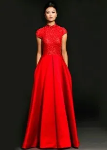 Красное вечернее платье с воротником