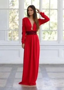 Вечернее платье красное с рукавами