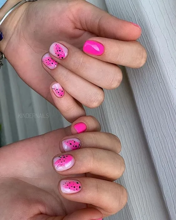 Розовый маникюр 2022: стильные идеи и лучшие сочетания фото №53