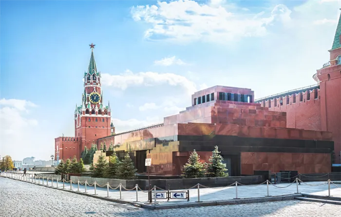 Москва. Красная площадь. Мавзолей Ленина