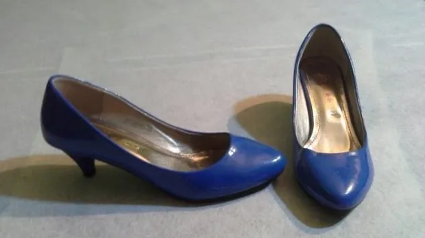 туфли на низком каблуке синие с круглым носком 