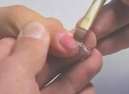 технология наращивания ногтей гелем