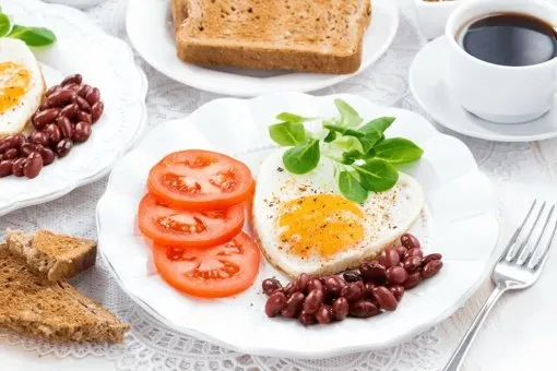 Детальная фотография к статье «Полезные завтраки на каждый день: правильное питание, рецепты»