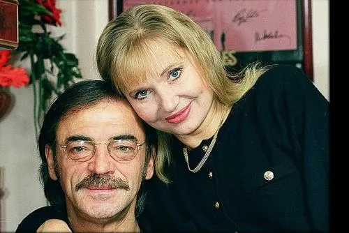 Михаил Боярский с женой Ларисой Луппиан