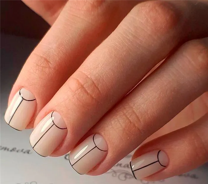 Графический дизайн ногтей