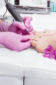 Процесс подготовки ногтей