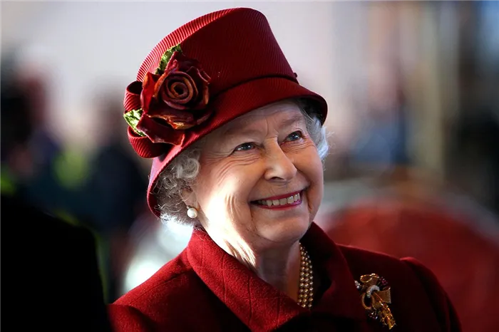 10 неожиданных фактов о королеве Елизавете II, которых вы не знали