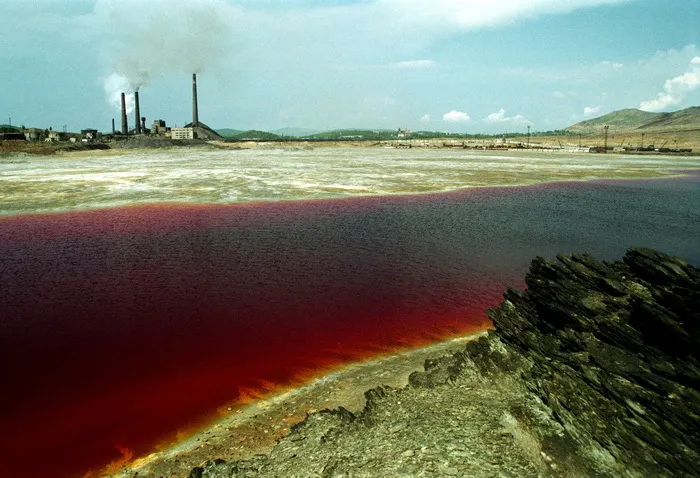 Карачай - самое опасное радиоактивное озеро в мире. | Фото: russiatrek.org.