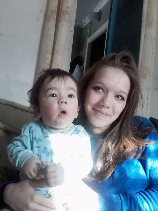 Александра Гладковская, стала мамой в 15 лет