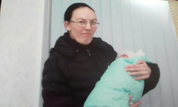 Вероника Иванова, стала мамой в 12 лет (Якутия)