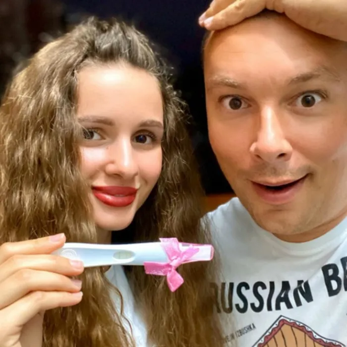 Андрей Чуев и беременная жена