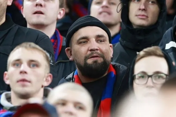 Василий Вакуленко (Баста) на стадионе
