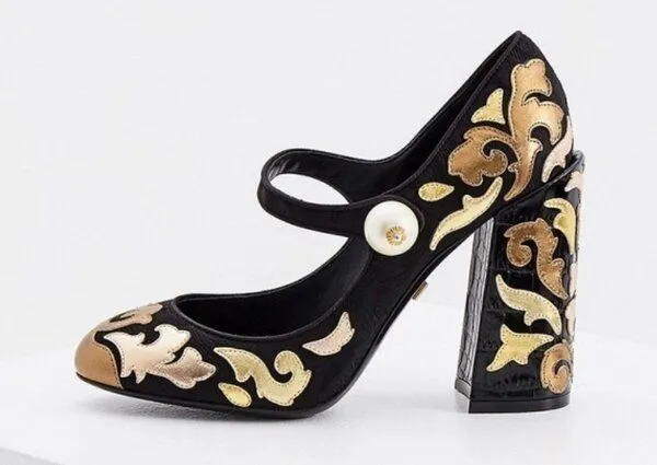 Туфли «Мэри Джейн» Dolce & Gabbana, Арт. RTLAAL420001, цена 47300 руб (фото www.lamoda.ru)