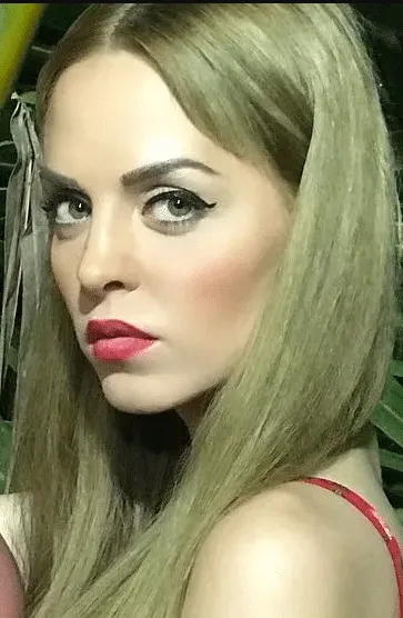 Юлия Ефременкова