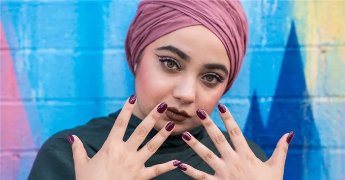 можно ли мусульманке красить ногти