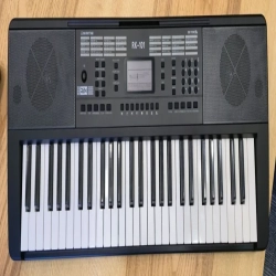 VOqXNoEekXSjztfUqswuxF7Vnz9yM6yy250_250-1